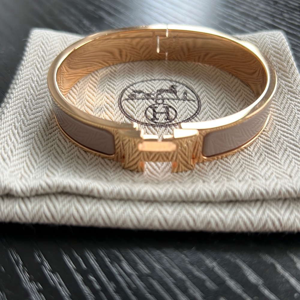 COPY - Hermes Clic H bracelet